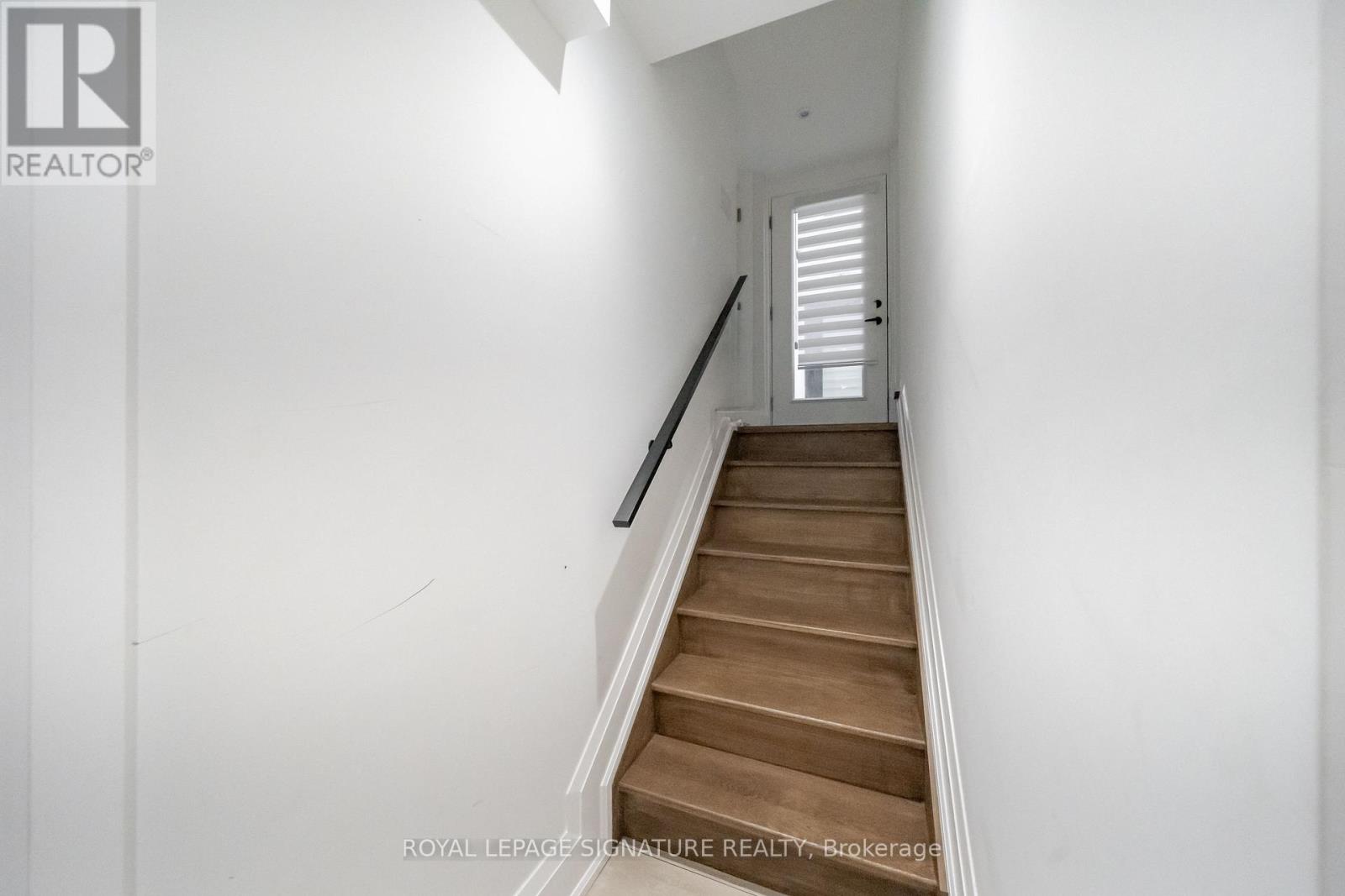 540B Pharmacy Avenue, Toronto, ON photo 34