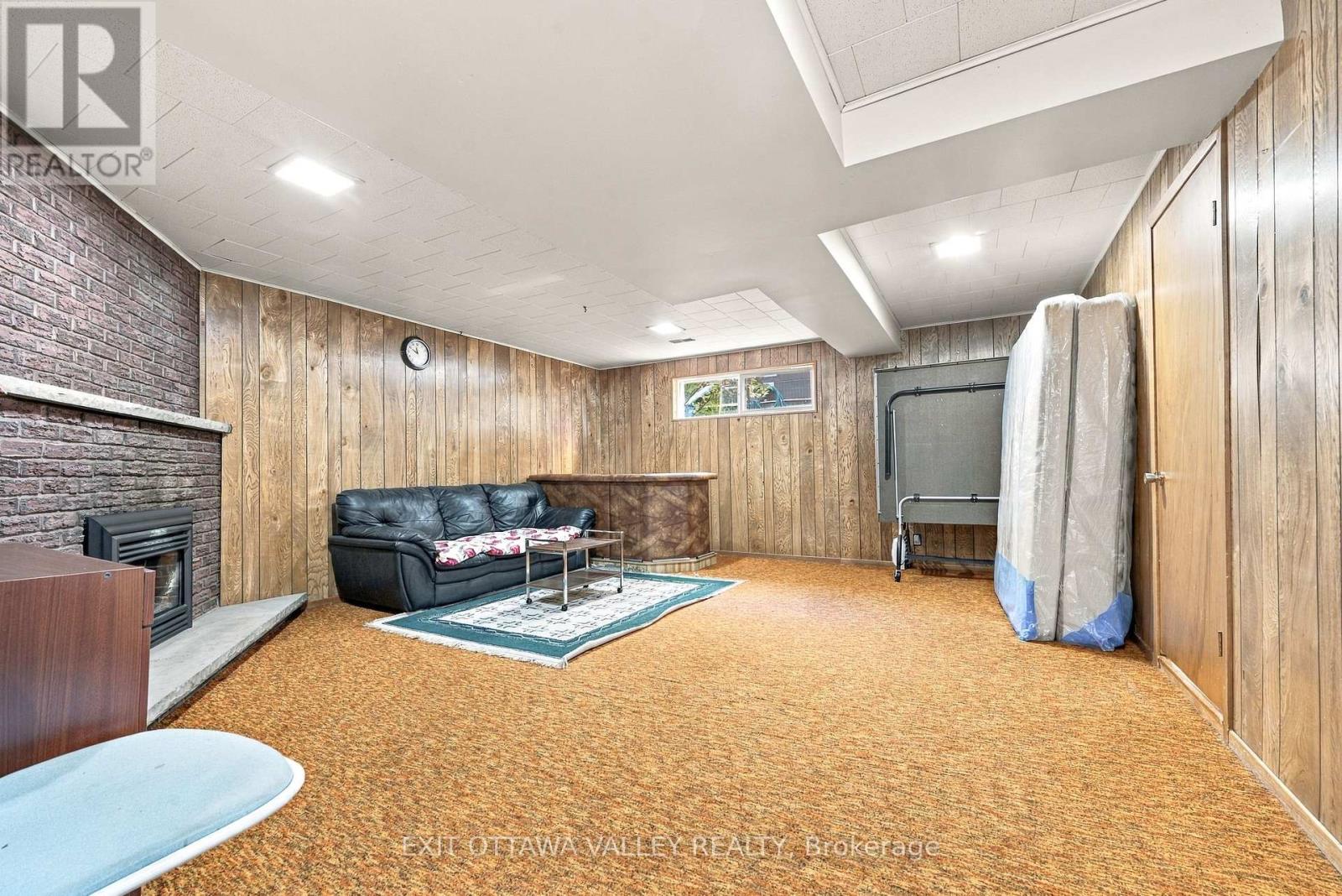 6 SUMAC COURT - Image 30