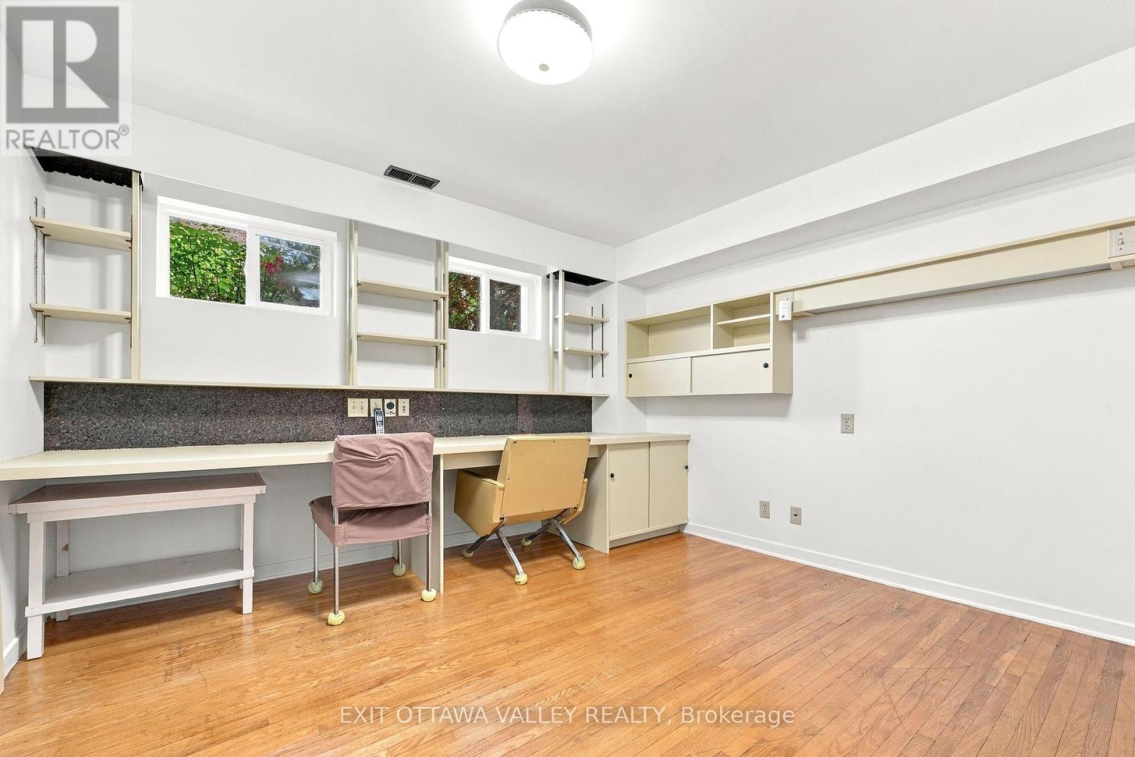 6 SUMAC COURT - Image 35