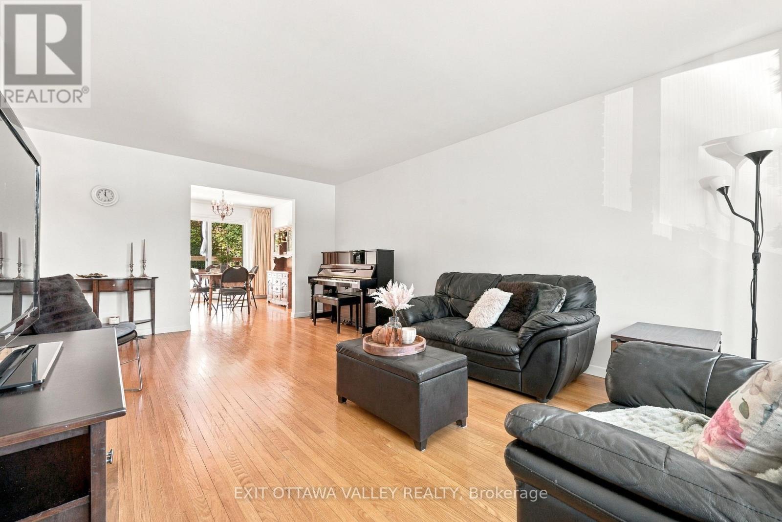 6 SUMAC COURT - Image 9