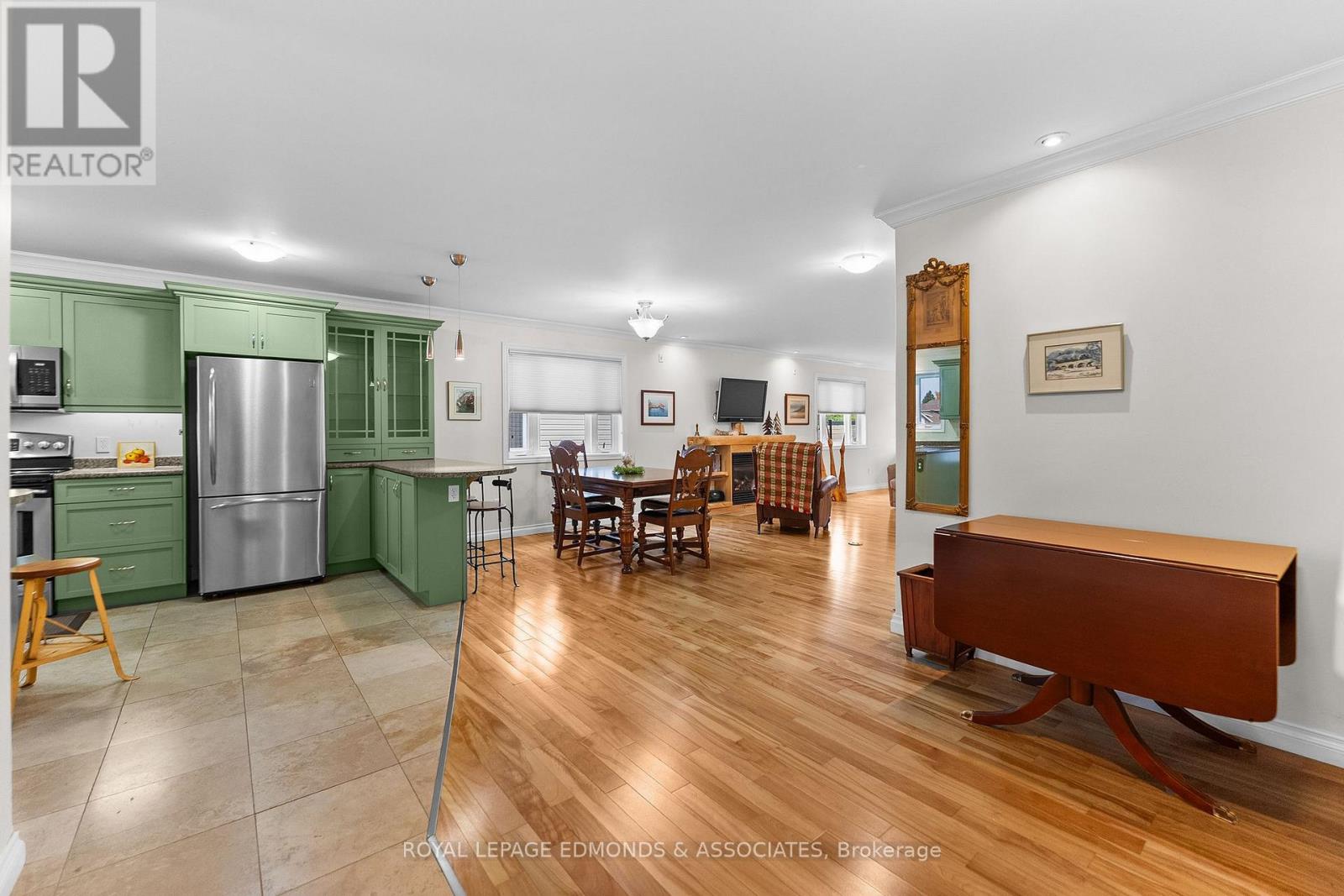 424 MORRIS STREET - Image 12