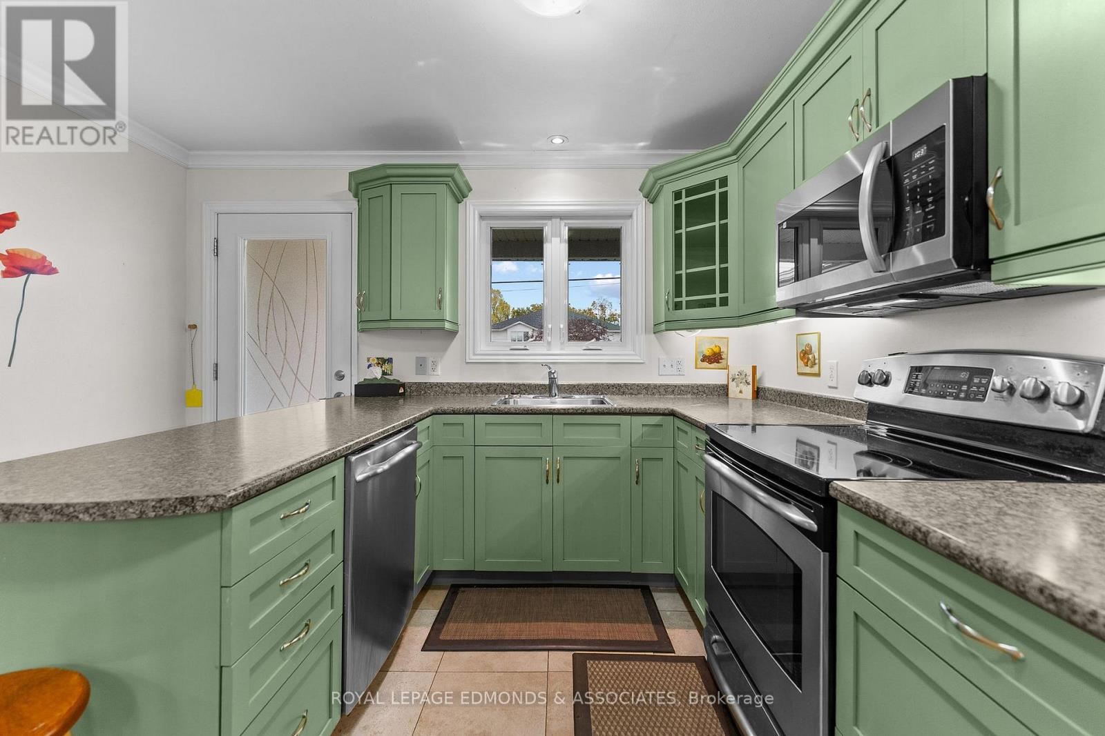 424 MORRIS STREET - 8