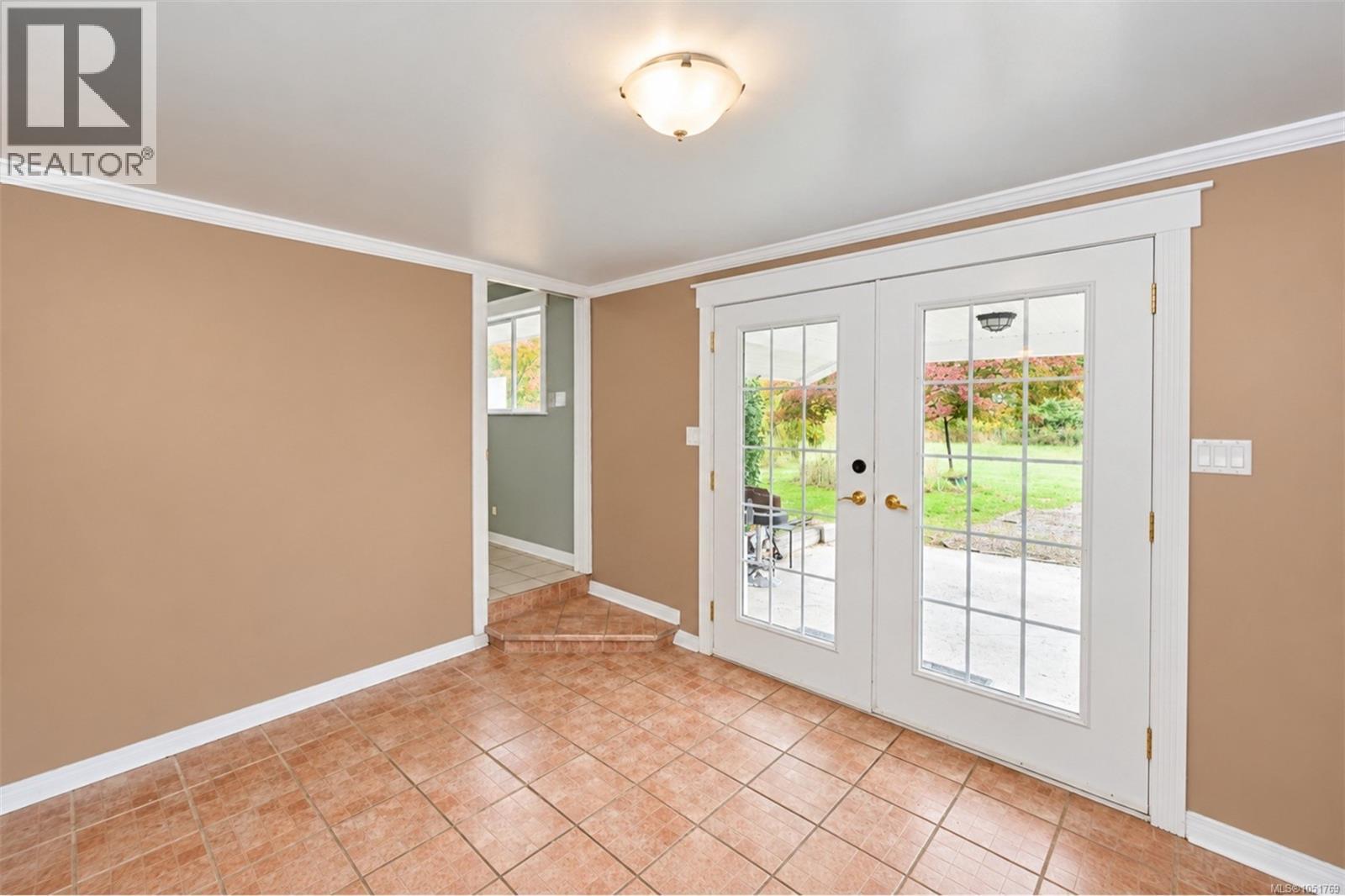 4970 Wilson Rd - 35