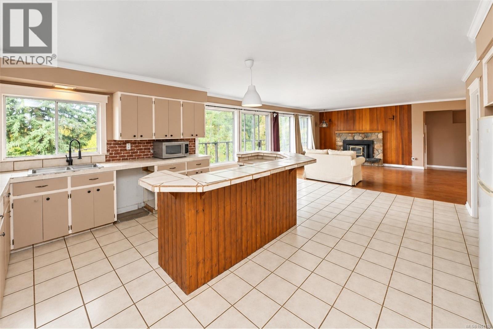 4970 Wilson Rd - 48