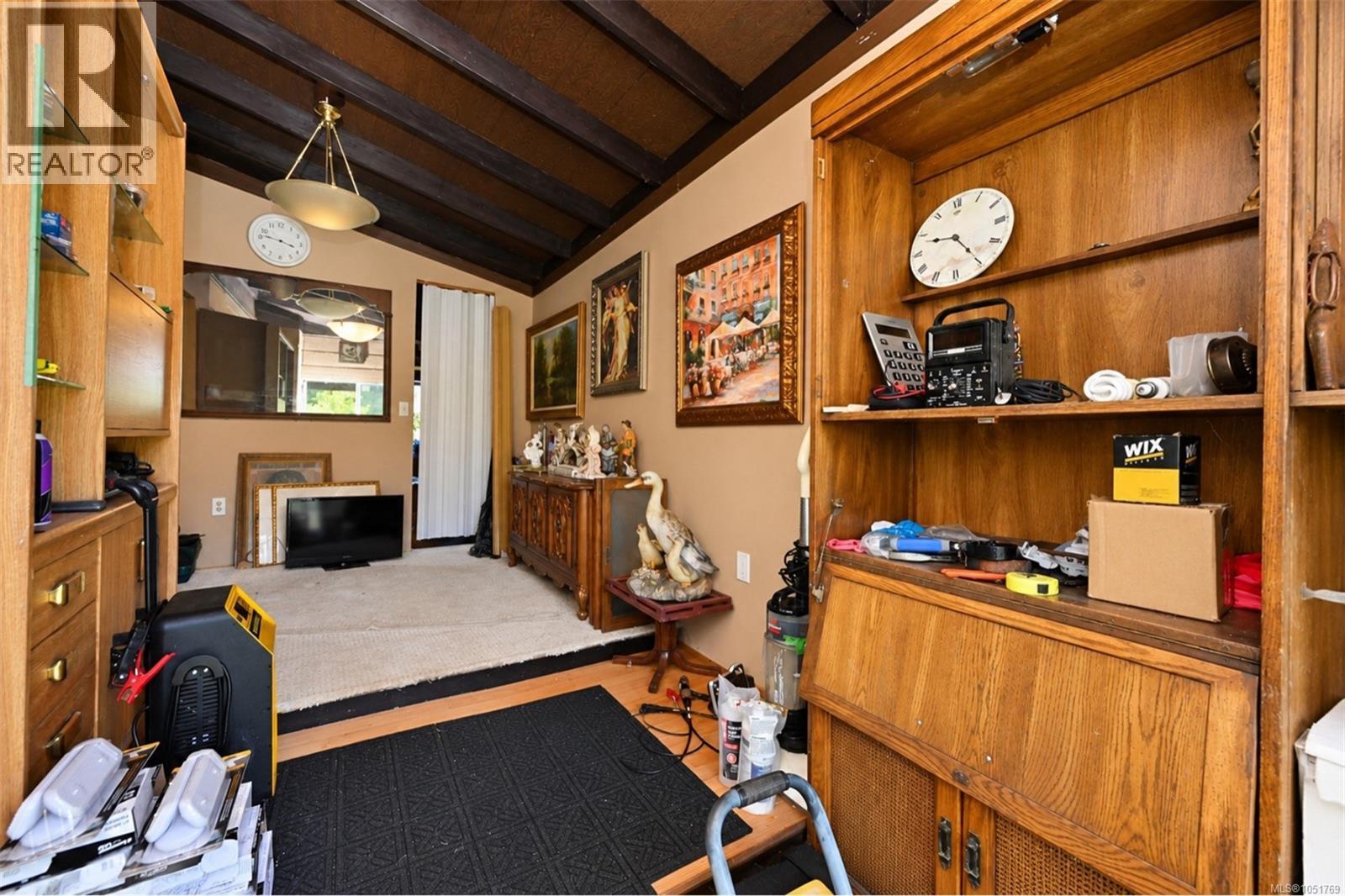 4970 Wilson Rd - 85