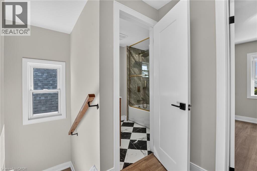 215 Paling Avenue — photo 26
