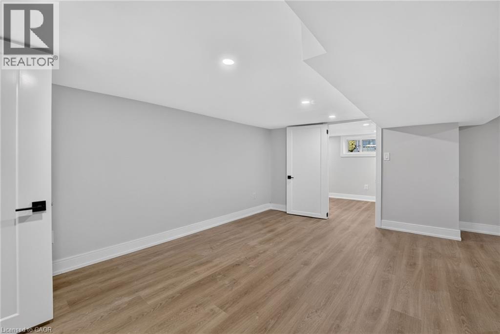 215 Paling Avenue — photo 36