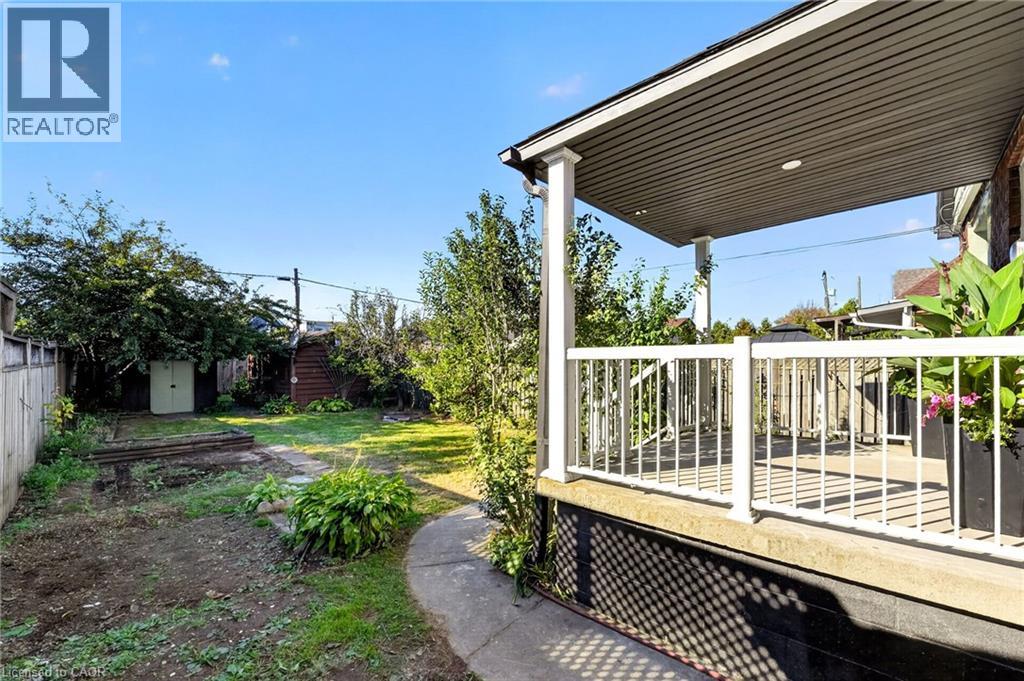 215 Paling Avenue — photo 44