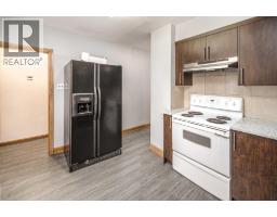 1836 13 Avenue NW - photo 7