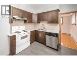 1836 13 Avenue NW - photo 5