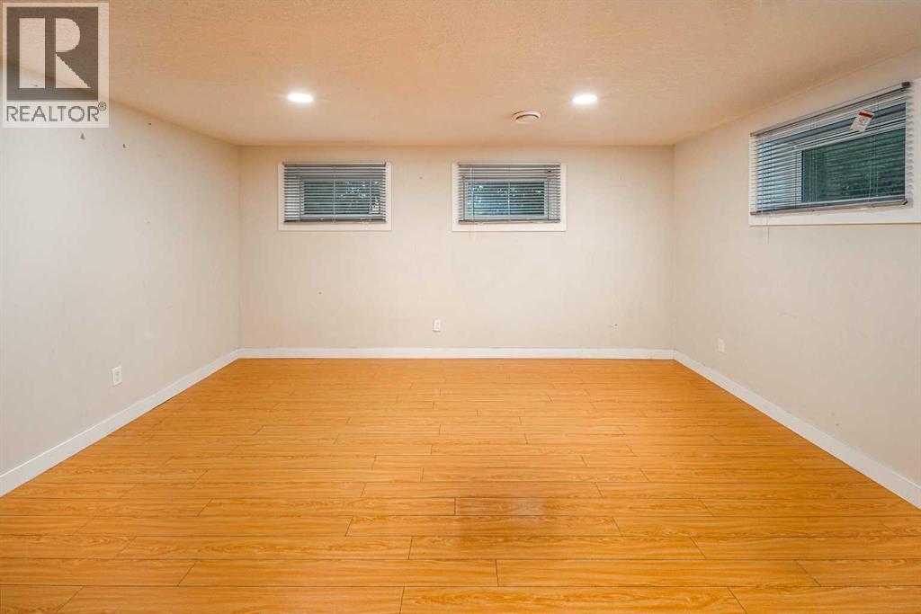 1836 13 Avenue NW - photo 20
