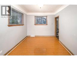1836 13 Avenue NW - photo 9