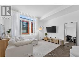 1227 - 8 David Eyer Road, Richmond Hill, ON L4S0N3 Photo 13