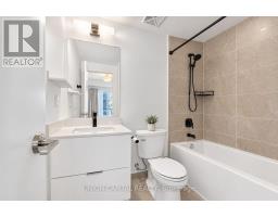 1227 - 8 David Eyer Road, Richmond Hill, ON L4S0N3 Photo 16