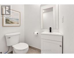 1227 - 8 David Eyer Road, Richmond Hill, ON L4S0N3 Photo 19