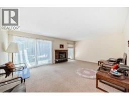 Bedroom - 8 Varsdale Place Nw, Calgary, AB T3A0G7 Photo 10