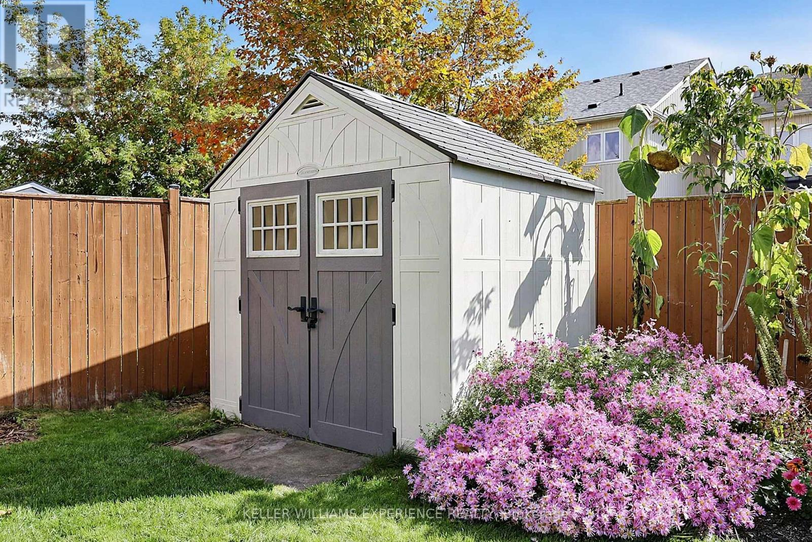 73 LATIMER AVENUE - 44