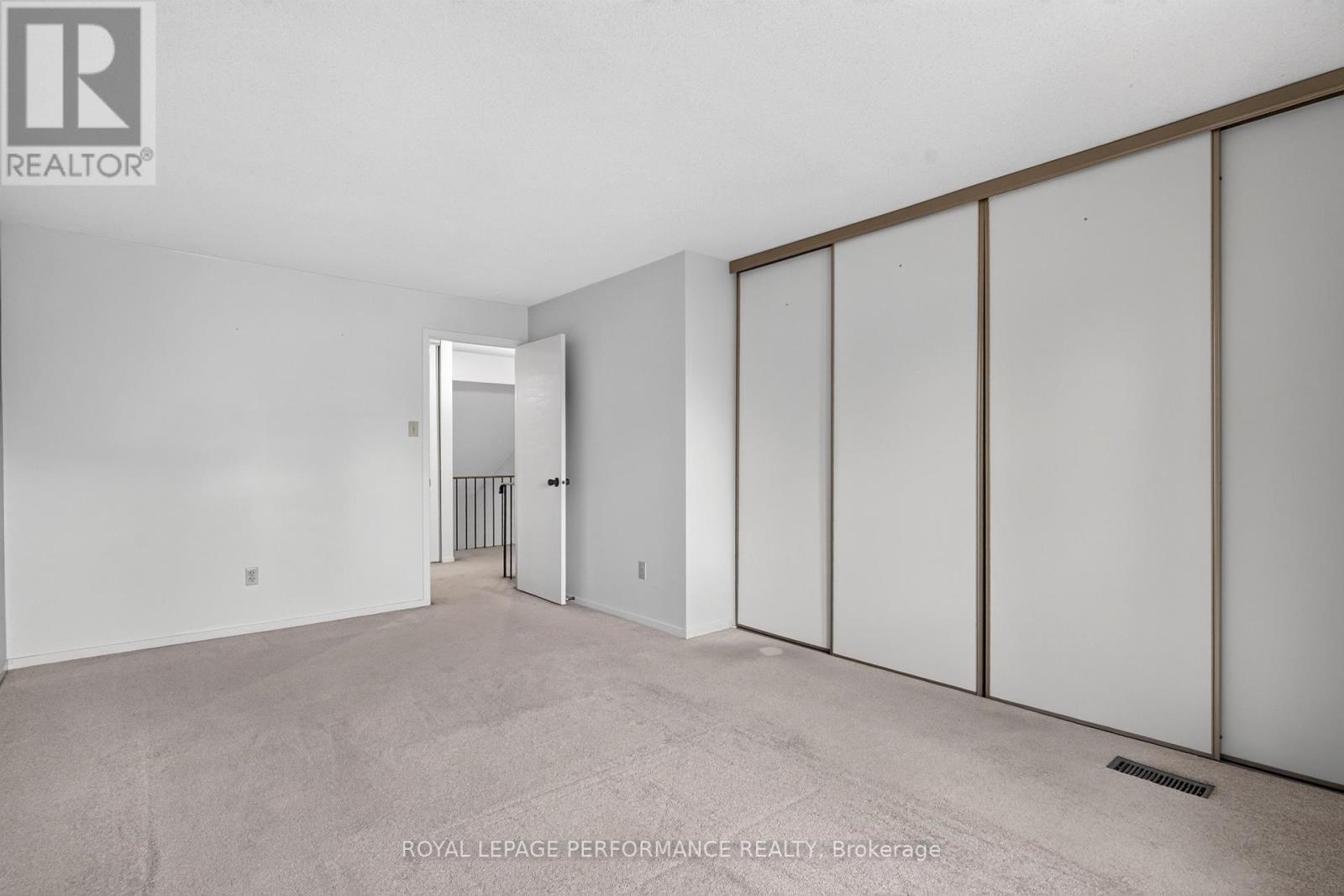 6198 VOYAGEUR DRIVE - 24
