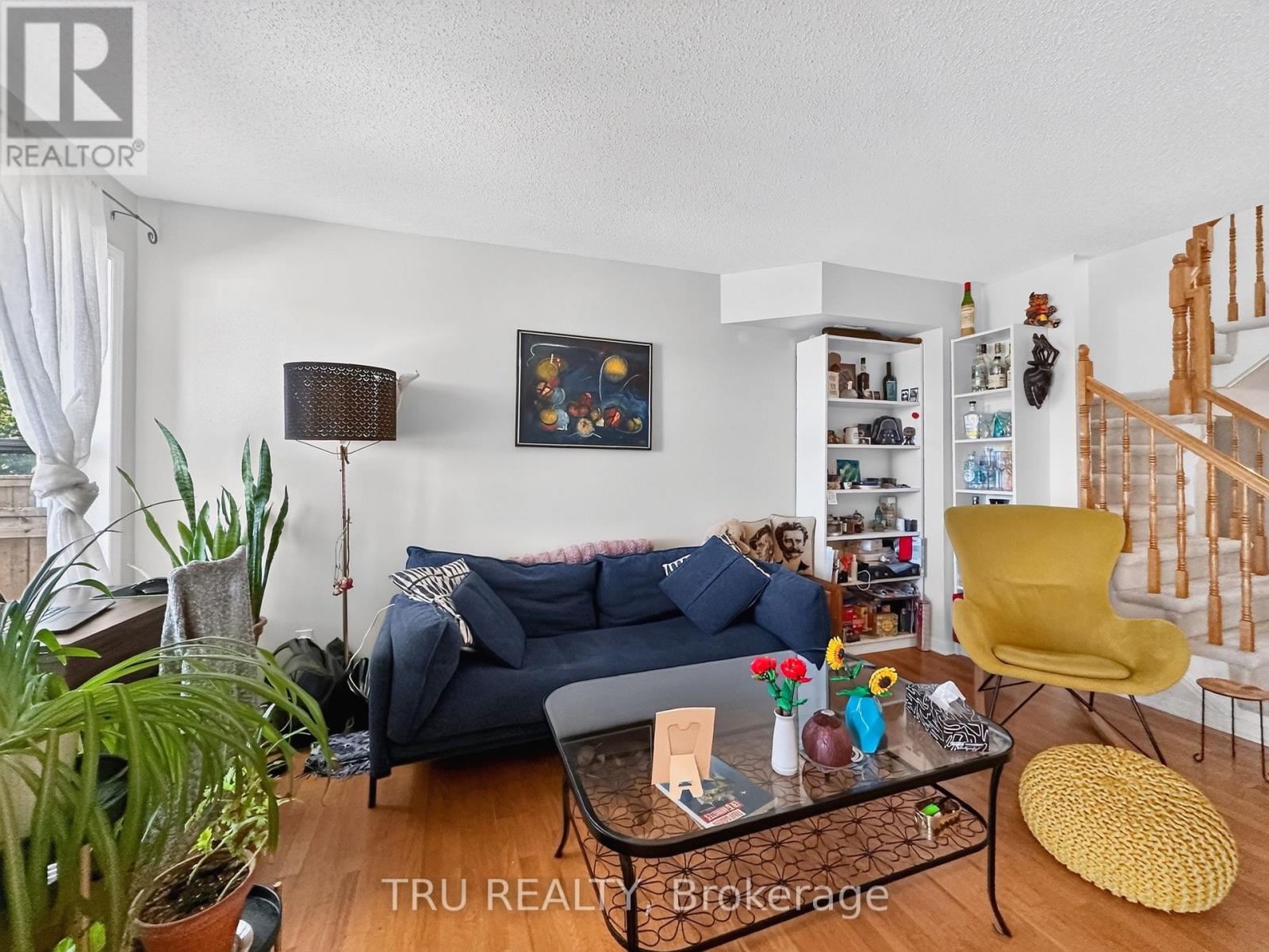 75 Silverlace Private — photo 10