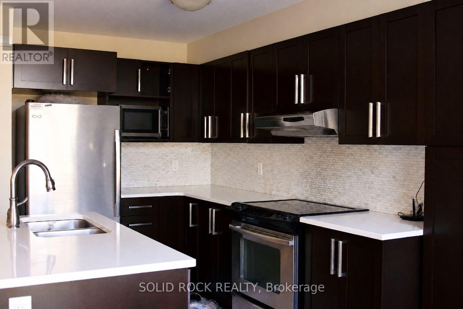 109 Mancini Way — photo 7