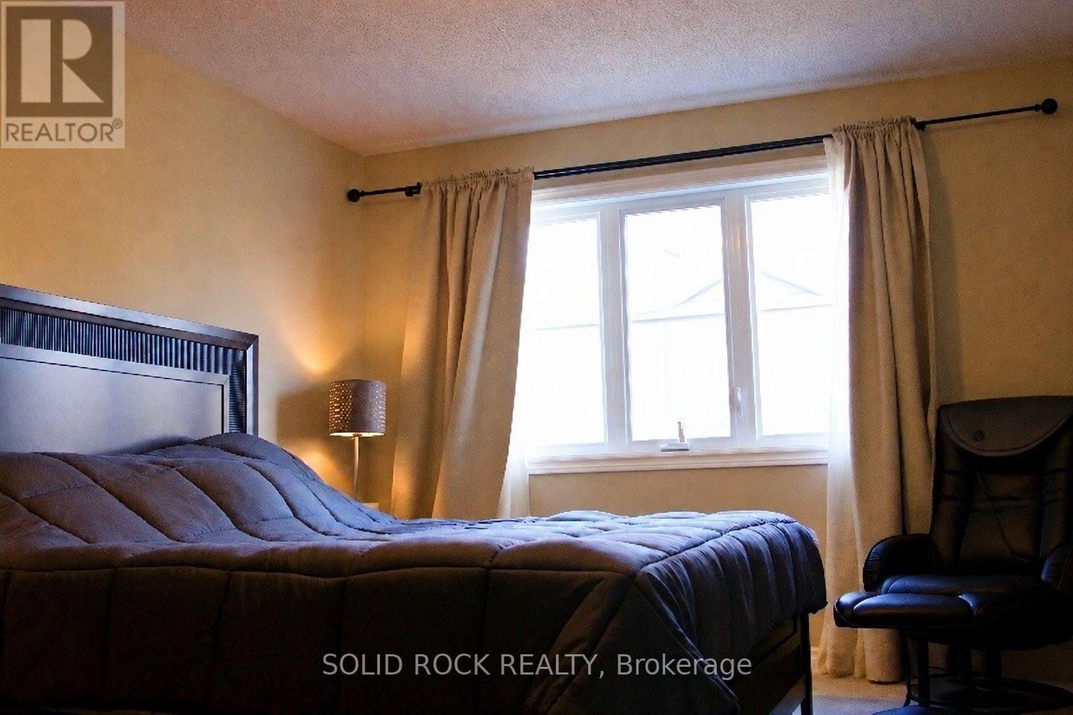 109 Mancini Way — photo 8