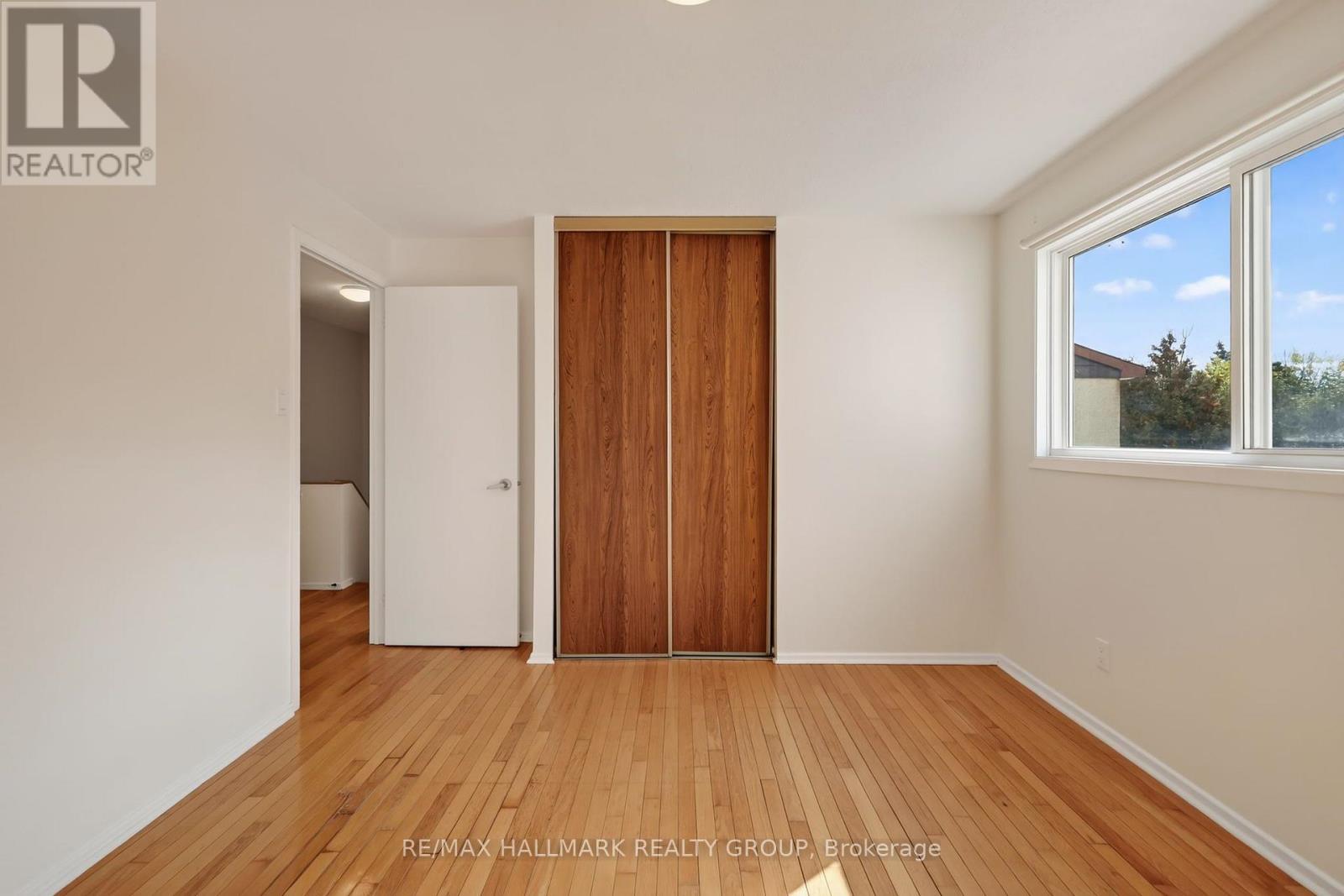 1086 BARWELL AVENUE - 26