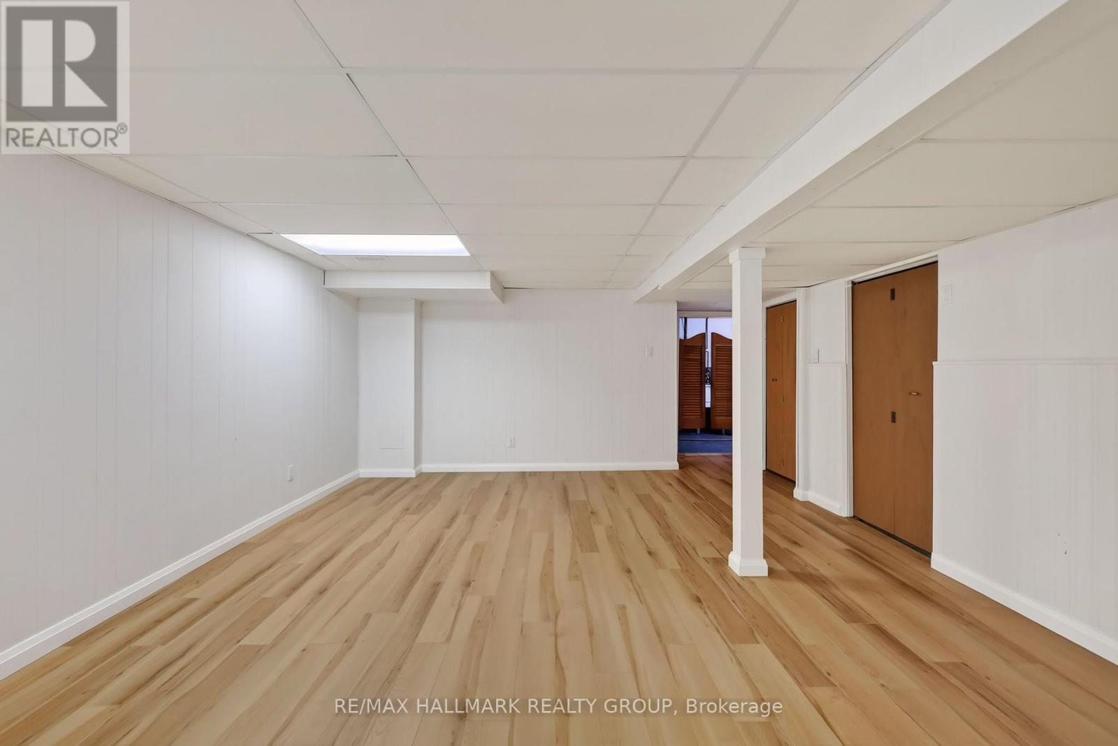 1086 BARWELL AVENUE - Image 33