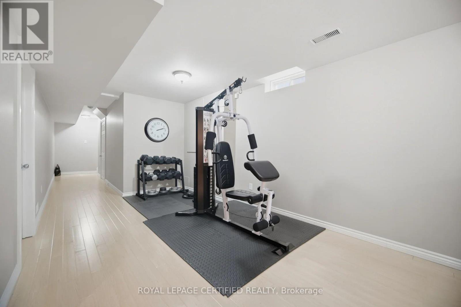 106 BALLANTINE DRIVE - 32