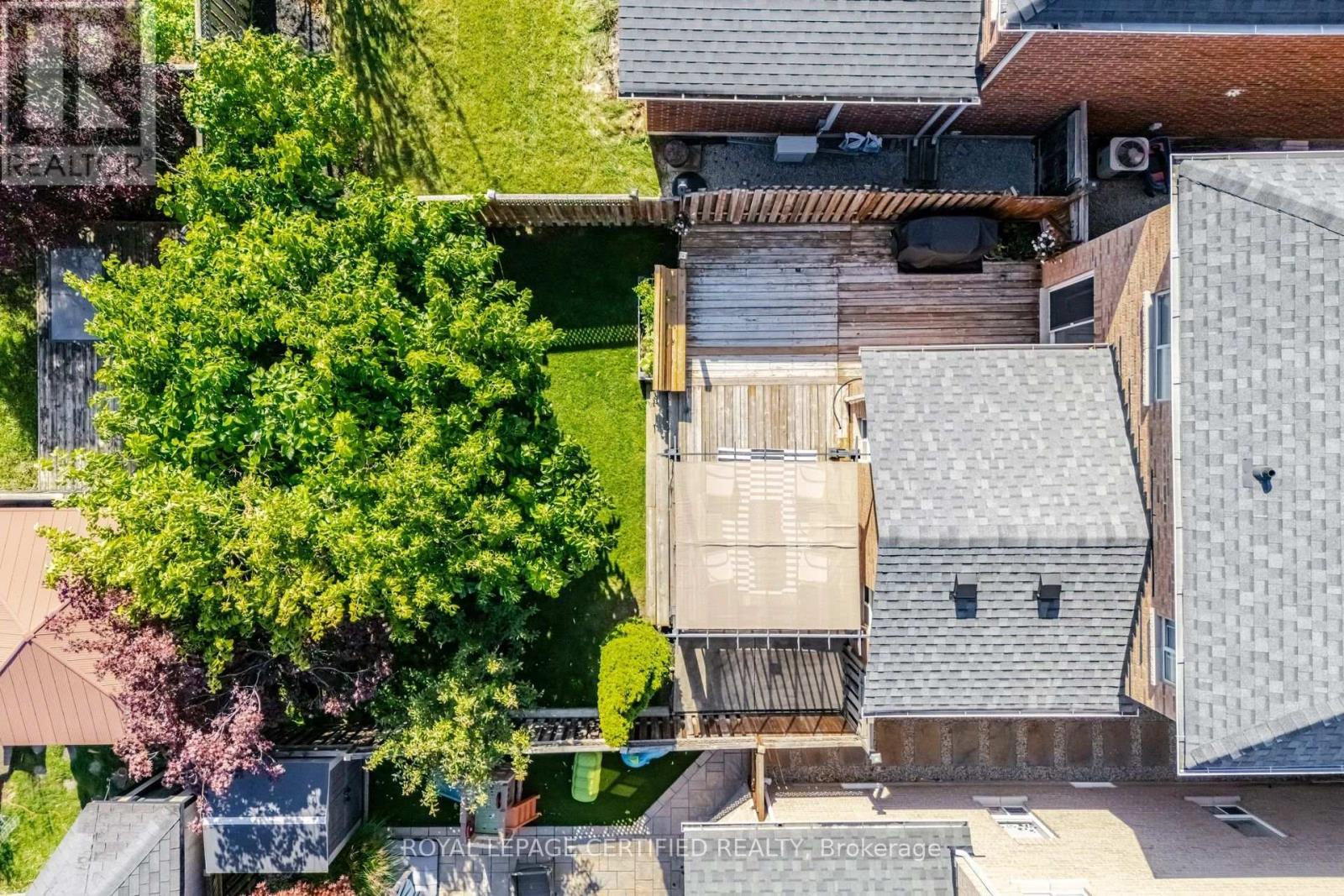 106 BALLANTINE DRIVE - 45