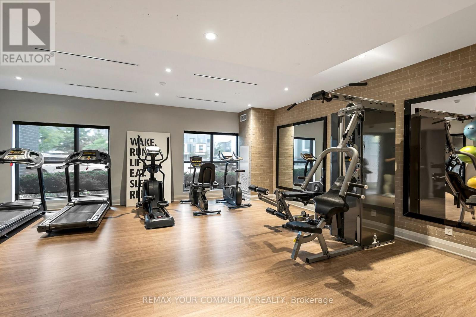 110- 102 Grovewood Common Circle, Oakville, ON photo 18