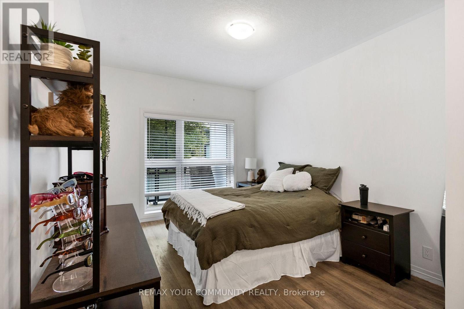110- 102 Grovewood Common Circle, Oakville, ON photo 7