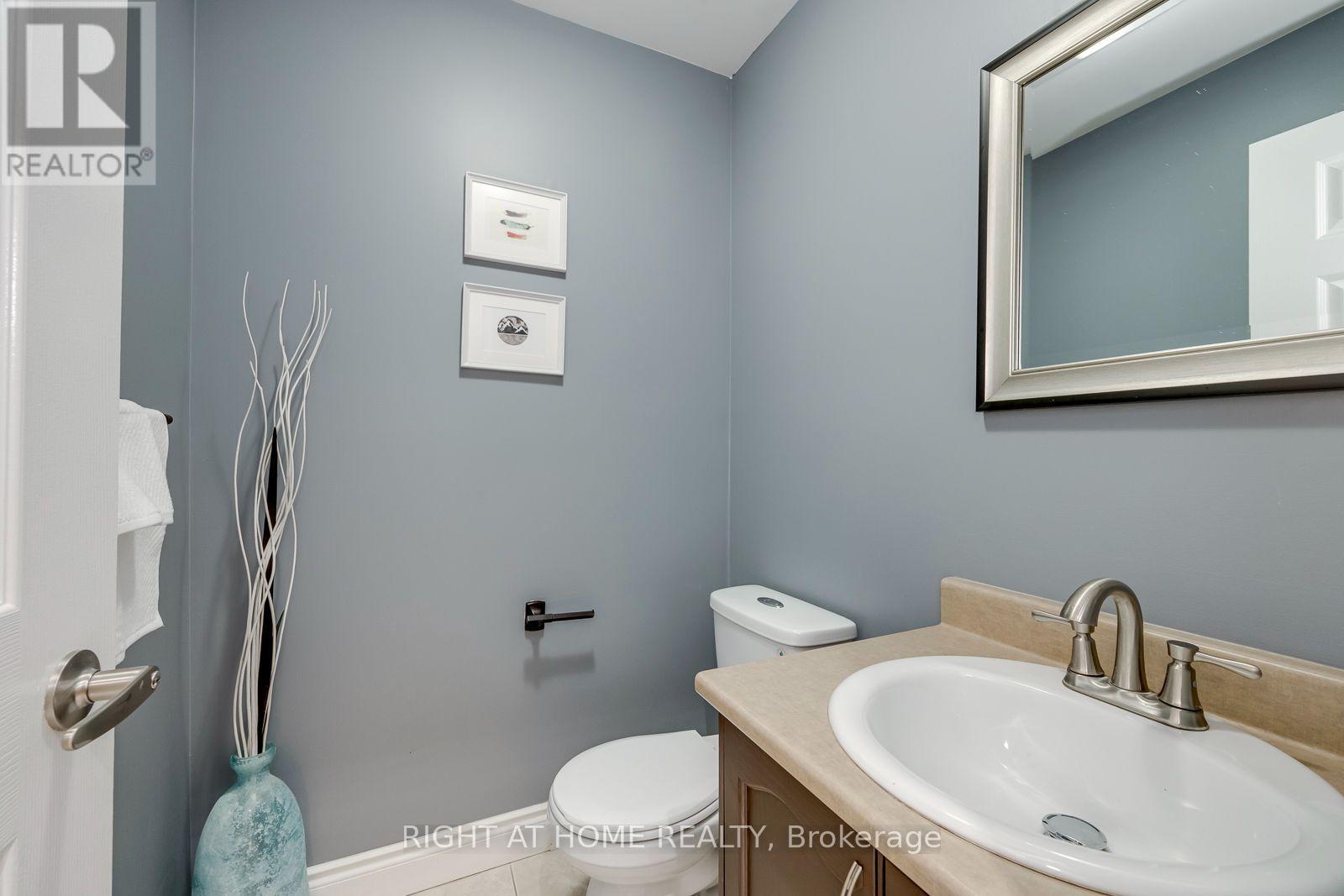 2416 Lazio Lane, Oakville, ON photo 13