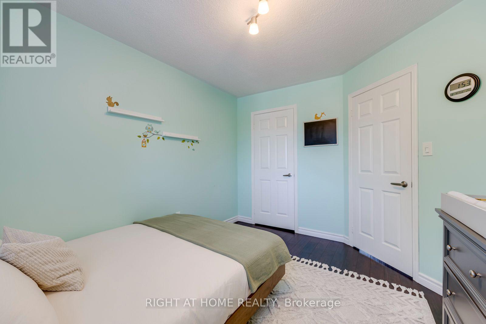 2416 Lazio Lane, Oakville, ON photo 23