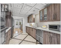 23 River View Drive, Brampton, ON L6W2E6 Photo 9