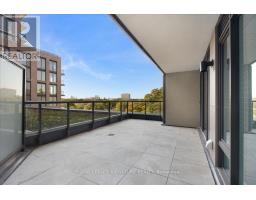 301 - 2450 Bloor Street W, Toronto, ON M6S0A9 Photo 9