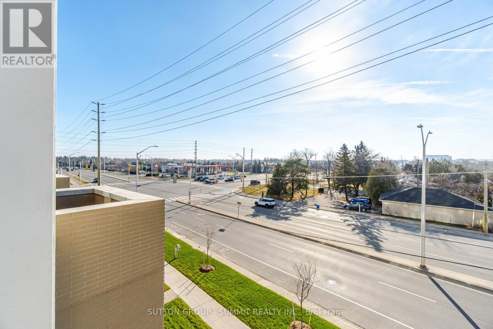 509 Dundas Street West — photo 30