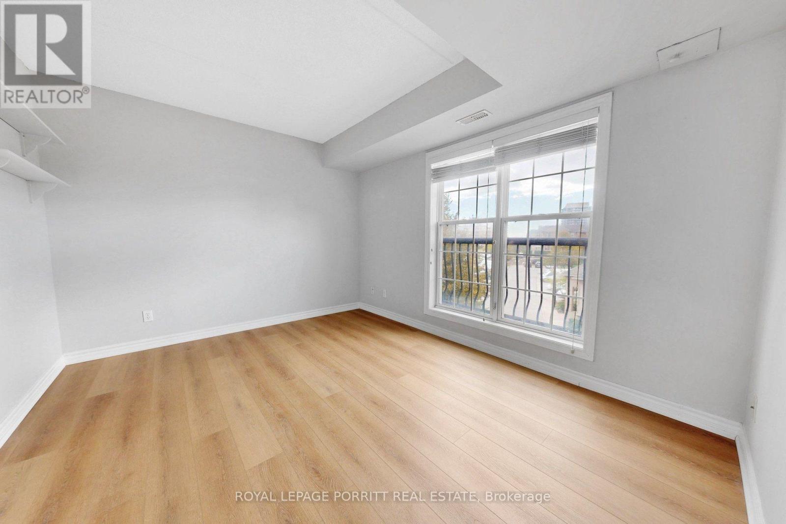 2085 Appleby Line — photo 22