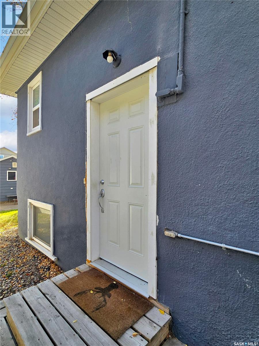1104 4th STREET E - 33