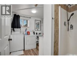1104 4th Street E, Saskatoon, SK S7H1K8 Photo 27