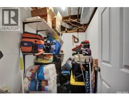 1104 4th Street E, Saskatoon, SK S7H1K8 Photo 28
