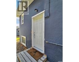 1104 4th Street E, Saskatoon, SK S7H1K8 Photo 33