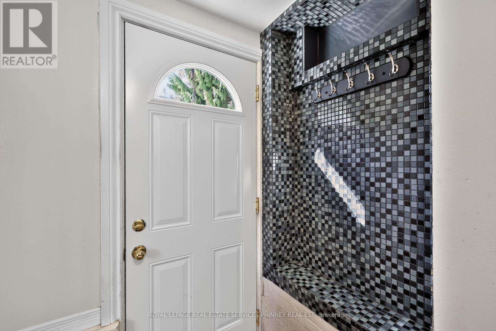 715 South Pelham Road, Welland, ON photo 16