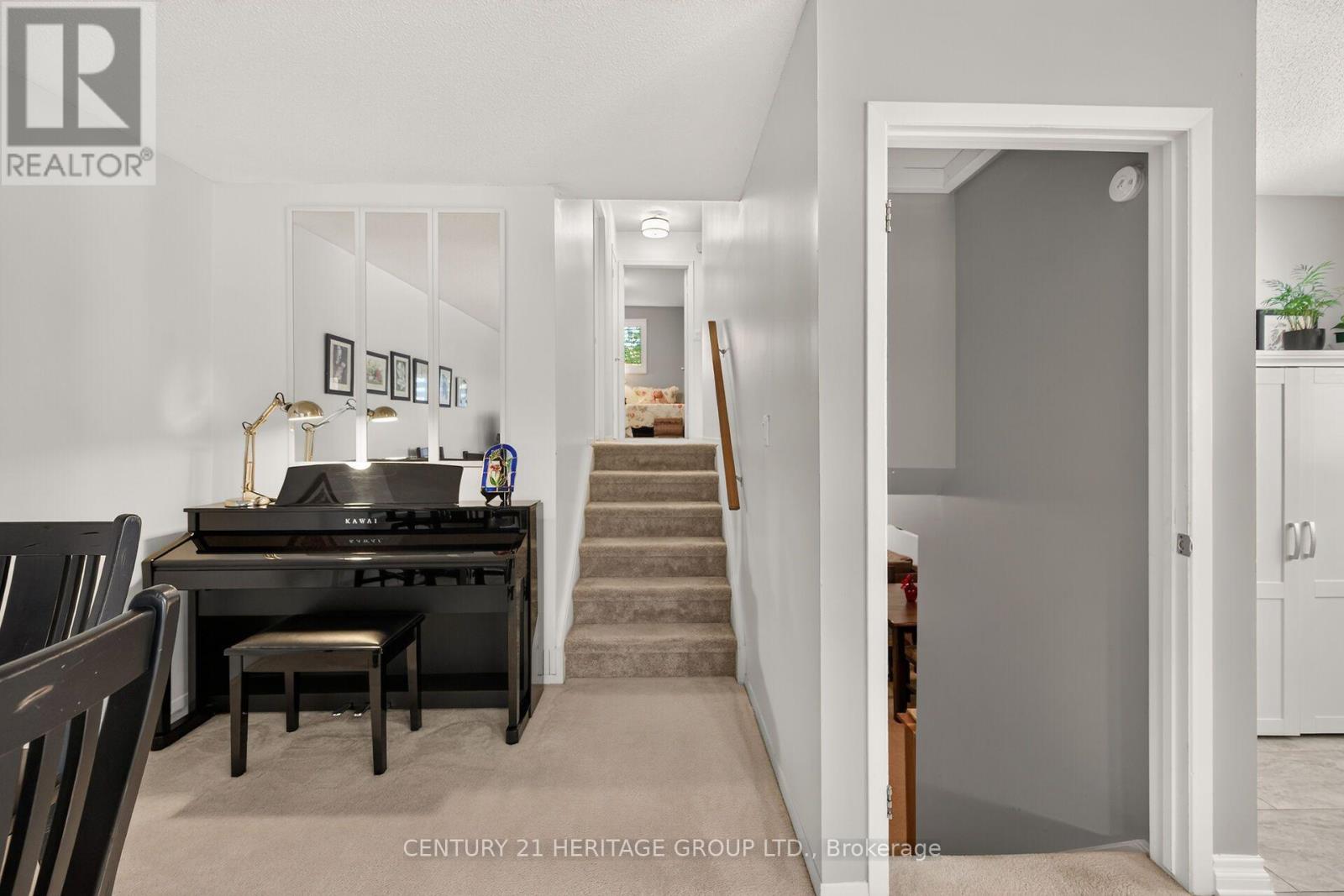 89 STONEY BROOK CRESCENT - 22