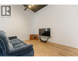 14 Caithness Street E, Caledonia, ON N3W1L4 Photo 8