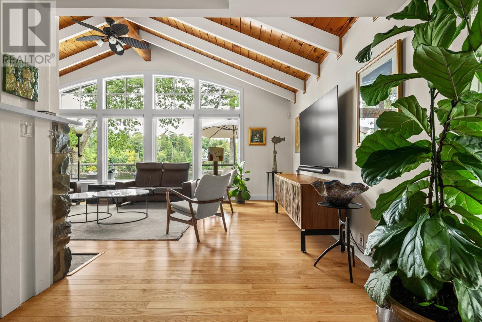 1077 Shore Drive - 15
