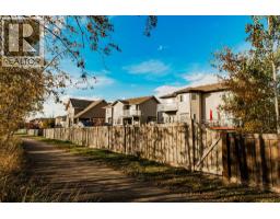 9305 Lakeshore Court, Grande Prairie, AB T8X1S4 Photo 12