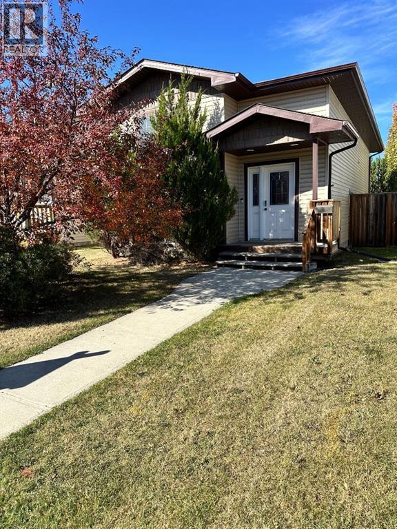 44 Osler Crescent - 1
