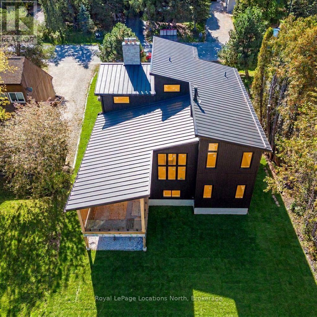 146 Campbell Crescent — photo 16