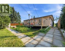 20 Rossburn Crescent SW - photo 28