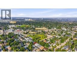 20 Rossburn Crescent SW - photo 40
